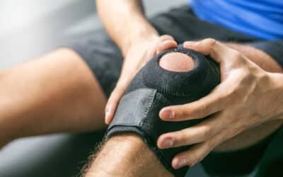 Kneedles to the Rescue: How Acupuncture Helps Achy Knees